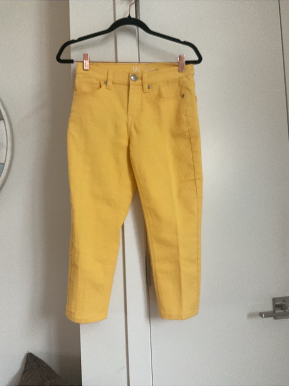 DG2 by Diane Gilman Summer Ready Bright Yellow Cropped Ankle Jeans